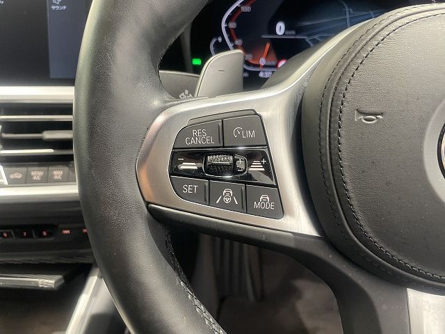 G21 320i RHD