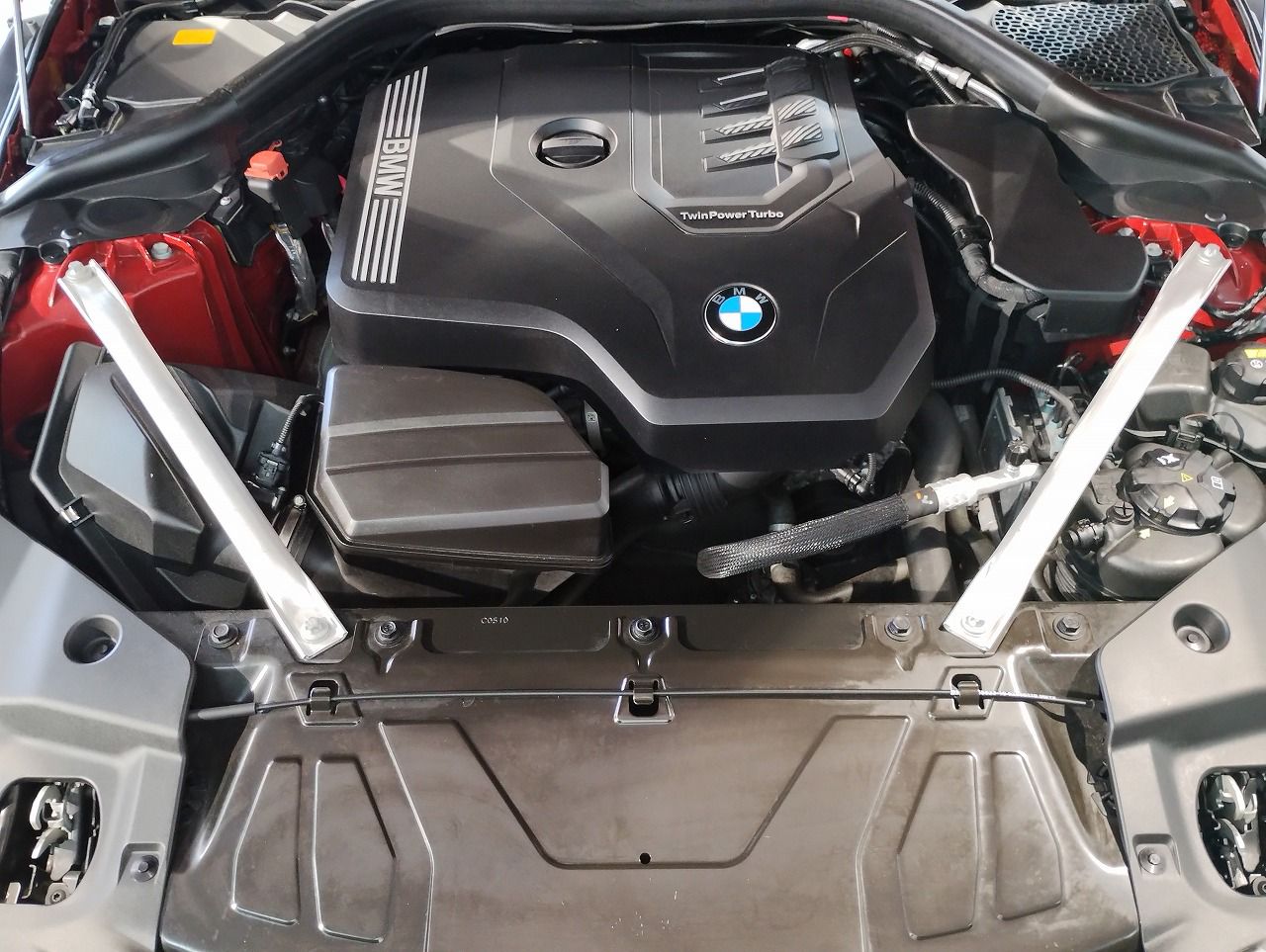 G29 z4 sDrive20i RHD