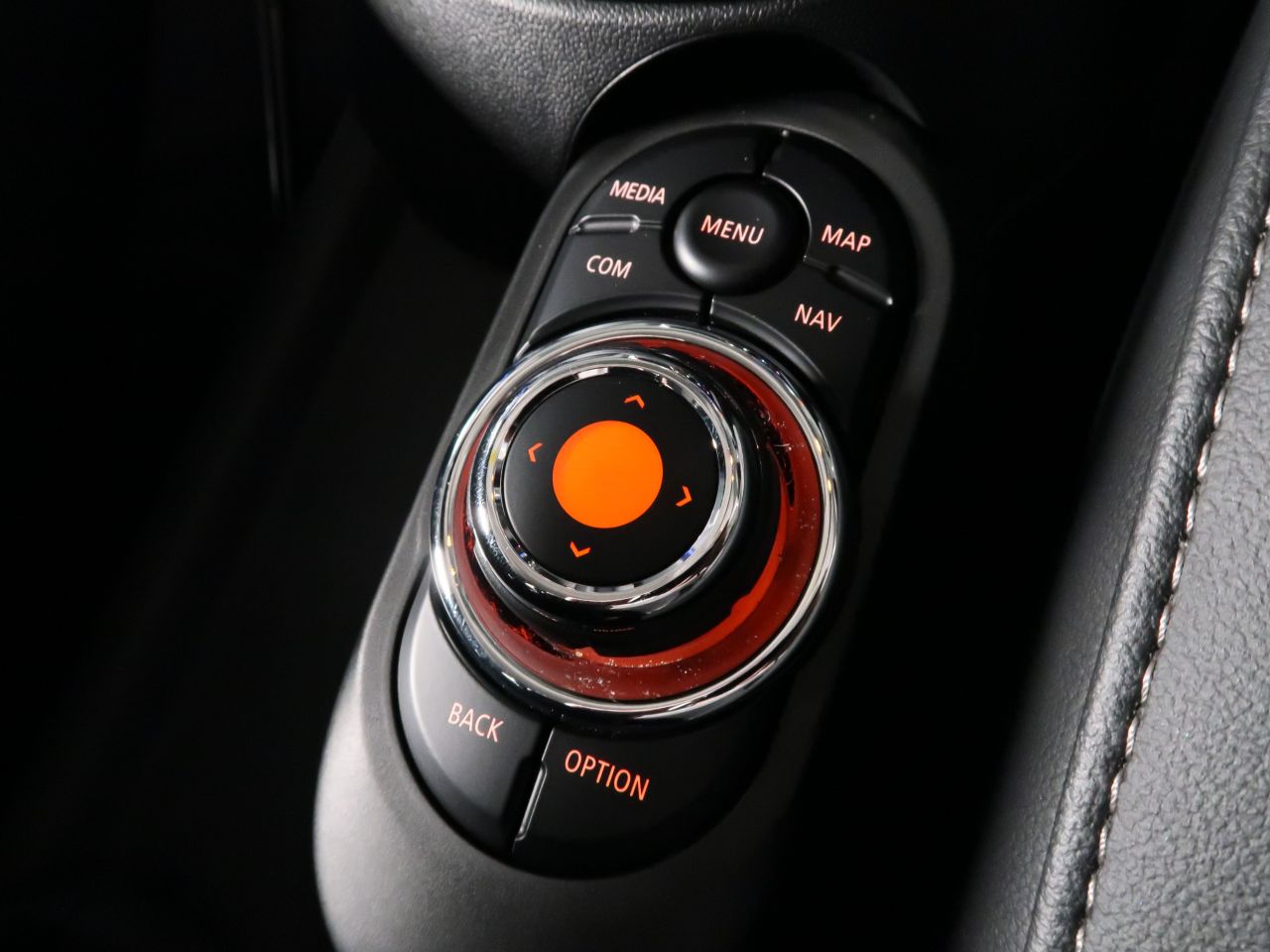 MINI F55 Cooper D 5dr Hatch LCI