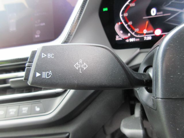 F40 118d Sports Hatch 5-door B47 2.0d