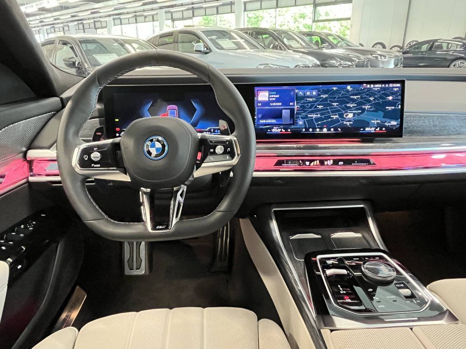 BMW 760