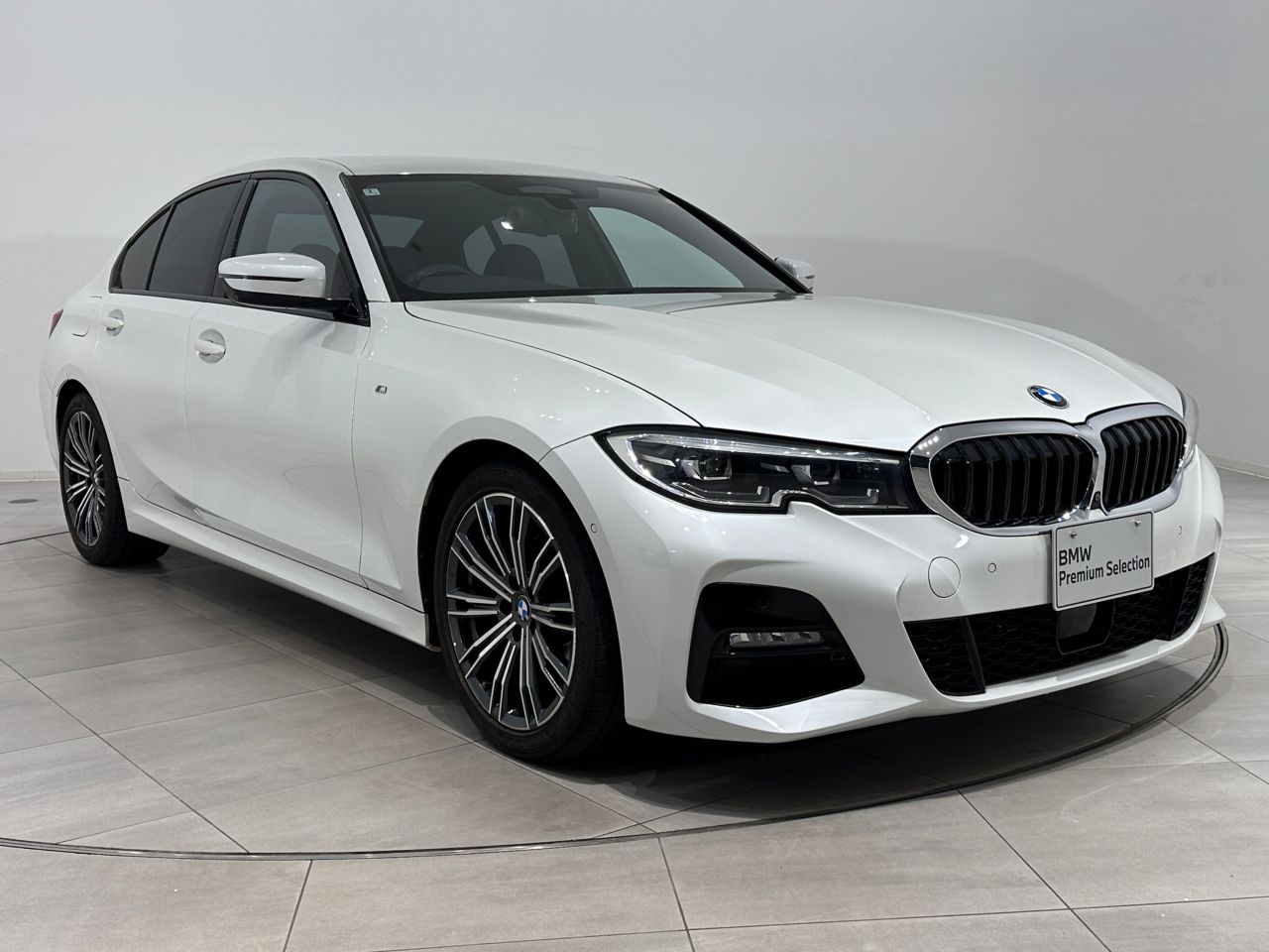 G20 320i Saloon RHD TU