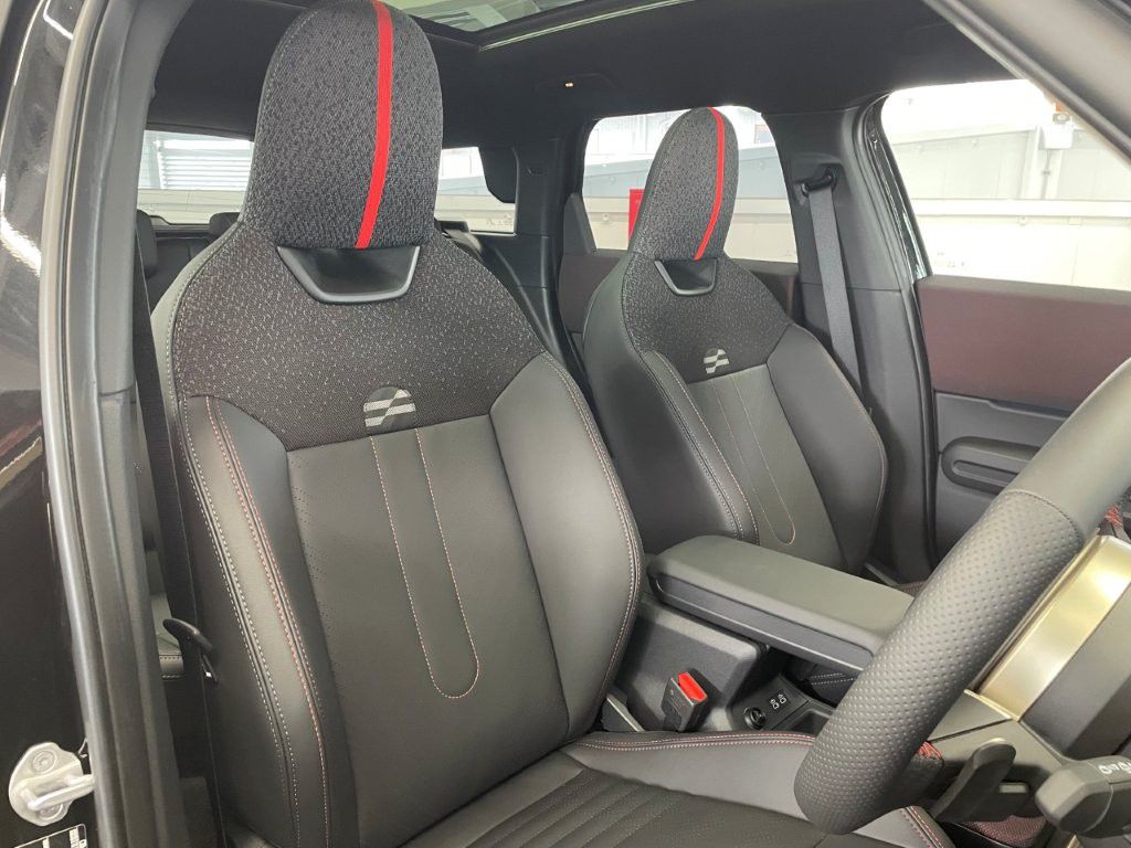 U25 MINI John Cooper Works Countryman ALL4