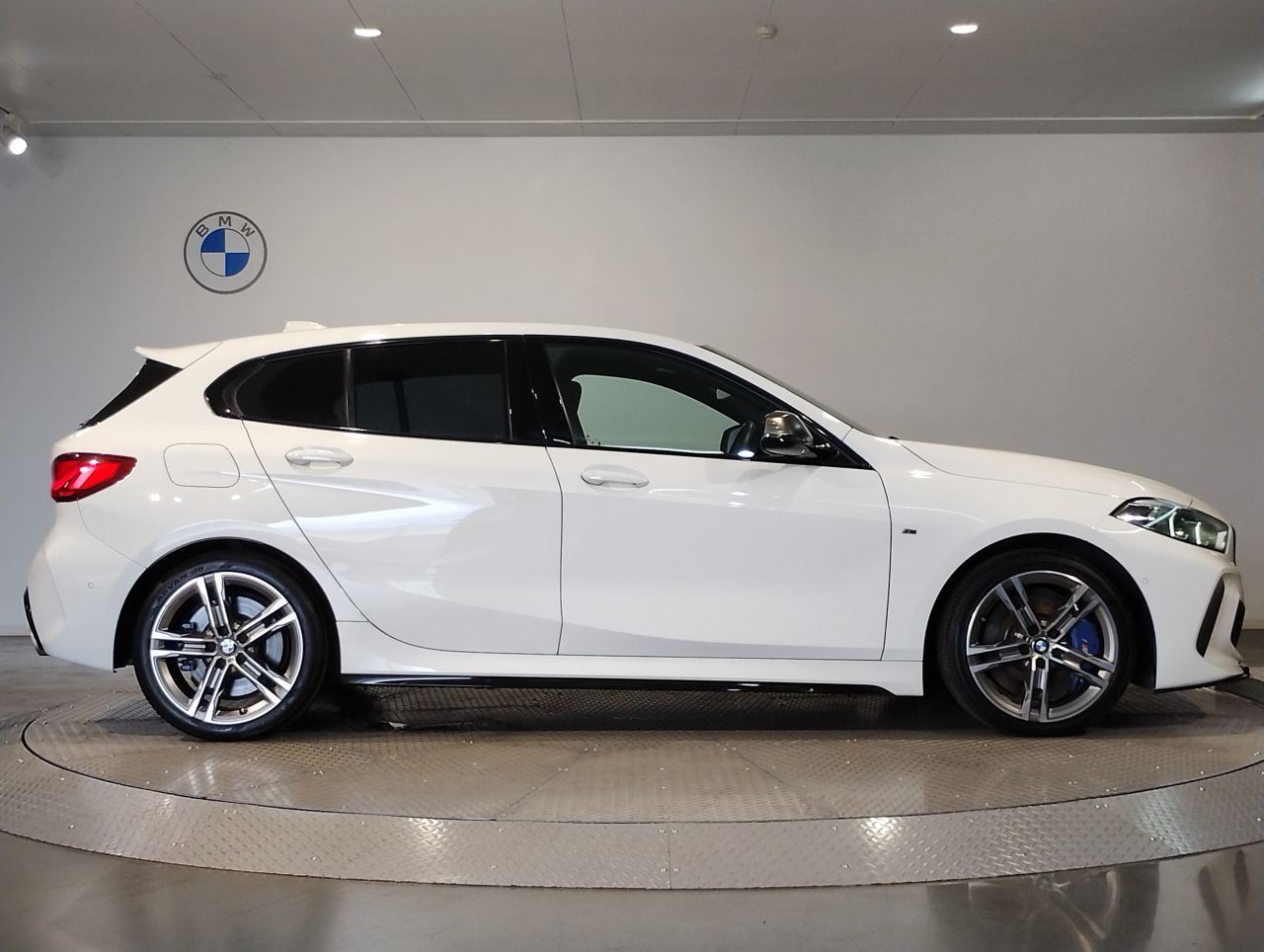 F40 M135i xDrive Sports Hatch 5-door B48 2.0i