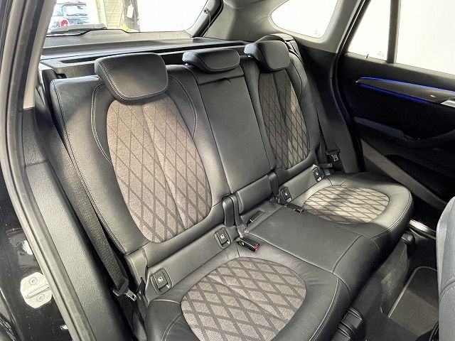 X1 sDrive18i RHD