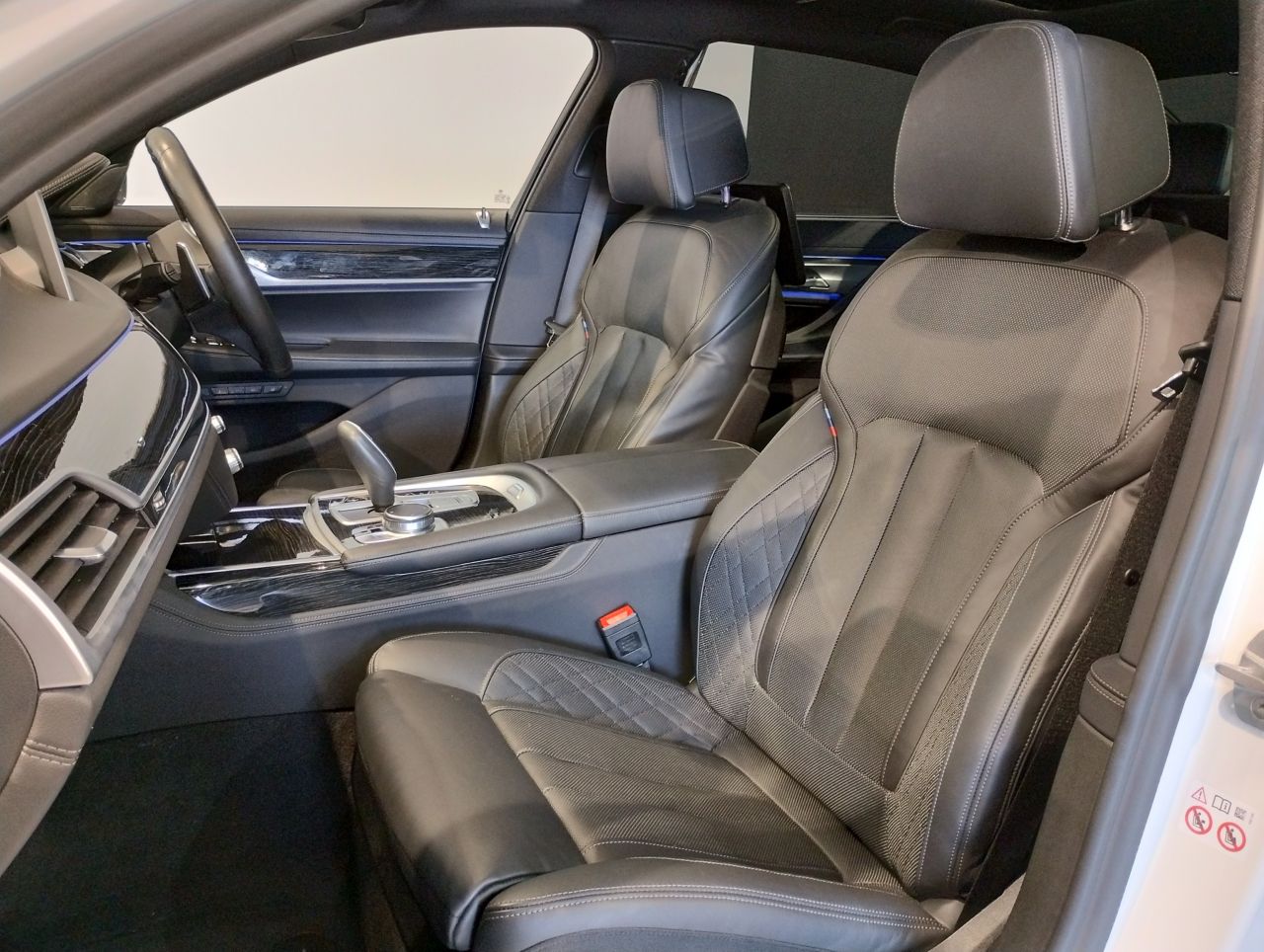 G12 740Li Saloon LCI