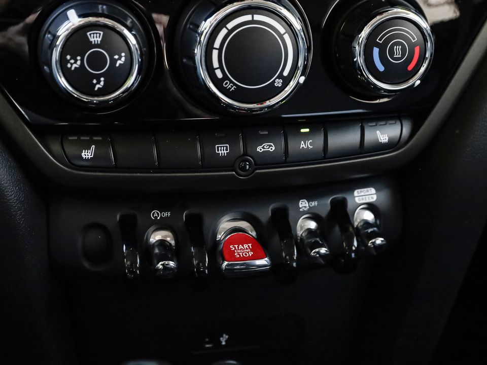 MINI Cooper D