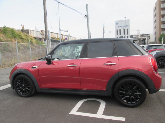 F55 MINI Cooper 5-Door Hatch LCI