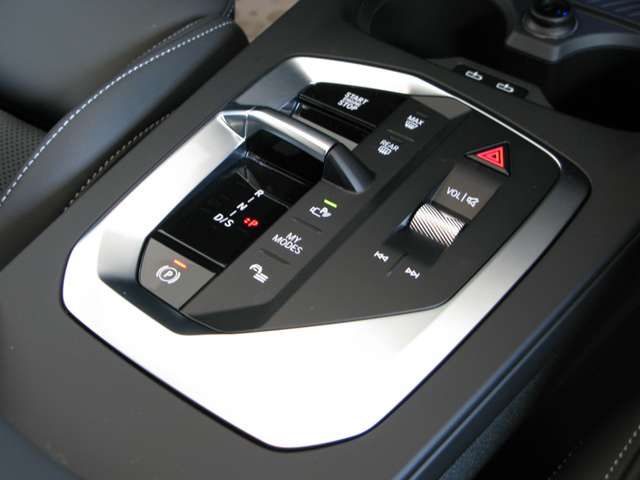 120 Sport Sports Hatch