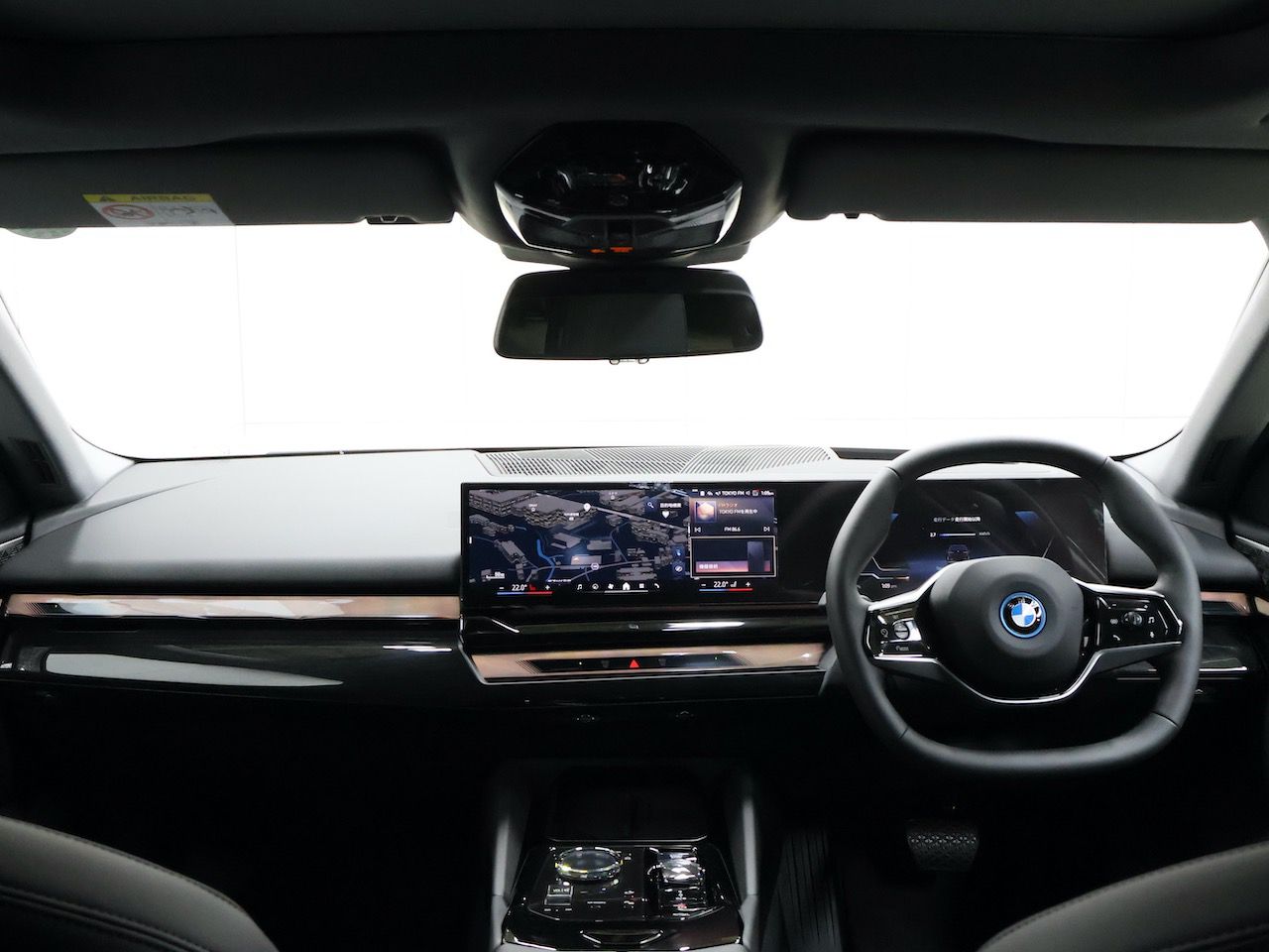 BMW i5 eDrive40 M Sport RHD