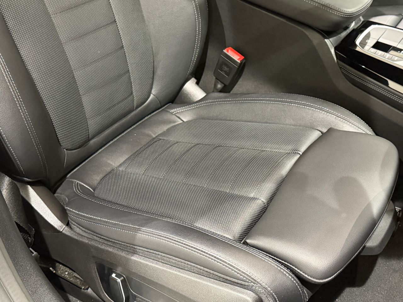 X4 xDrive20d RHD