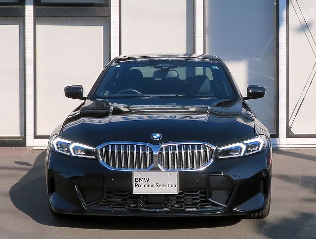 320d xDrive Berline RHD