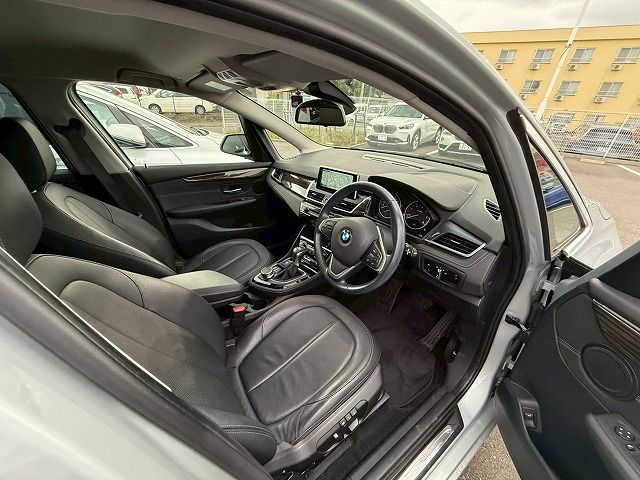 218D ACTIVE TOURER RHD