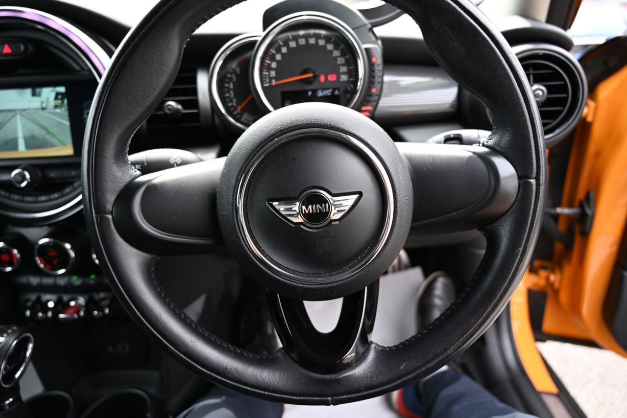 F55 COOPER