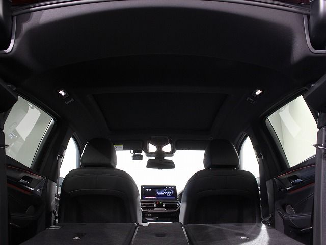 X4 xDrive20d RHD