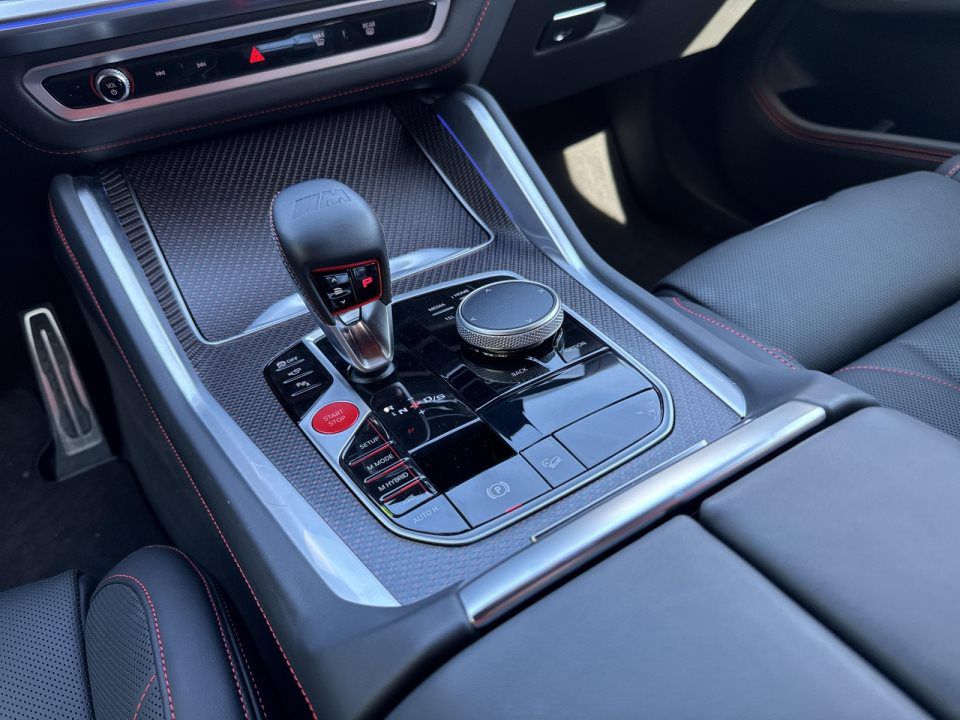 BMW XM