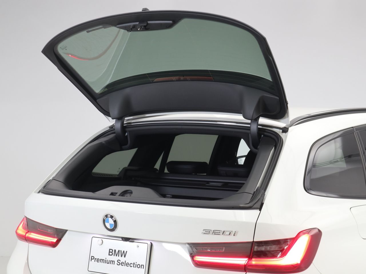 G21 320i Touring LCI RHD