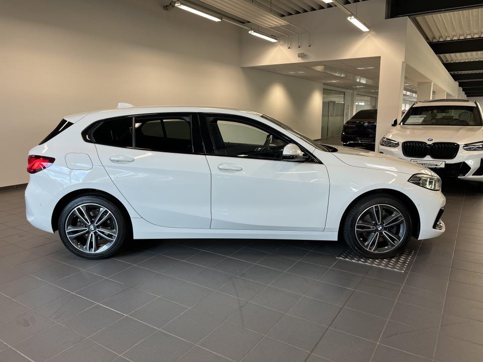 BMW 118