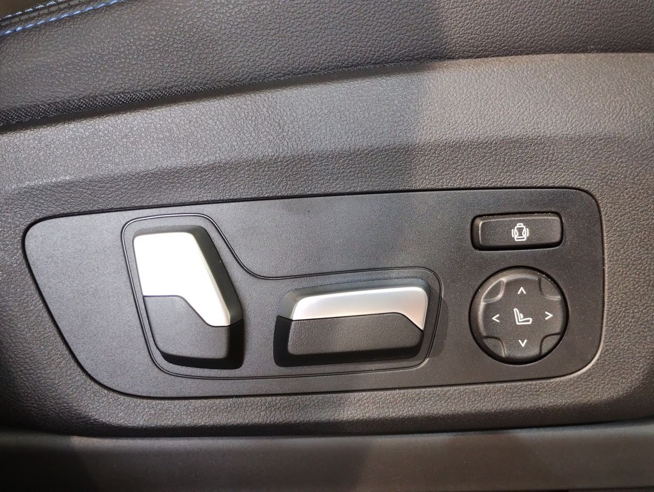 G01 X3 xDrive20d RHD ZA LCI