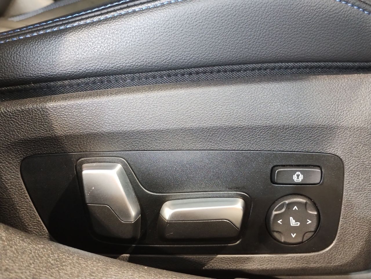 G20 M340i xDrive Saloon RHD