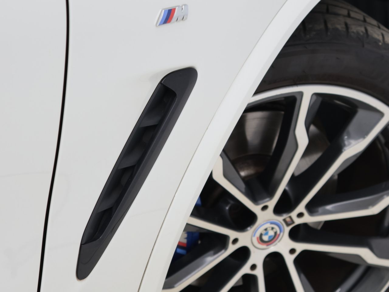 G01 X3 M40d RHD LCI ZA