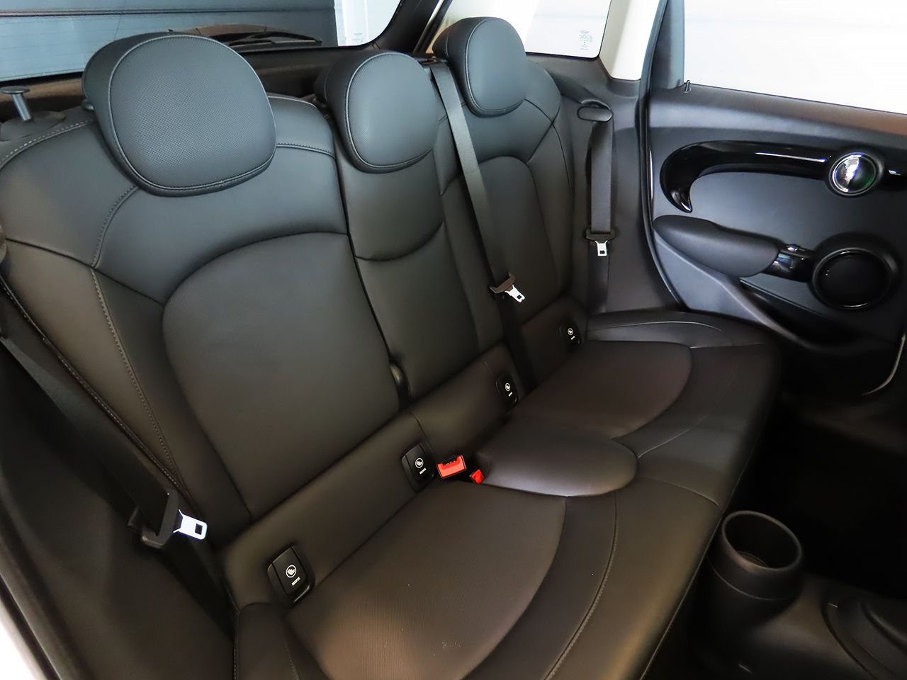 MINI F55 Cooper D 5dr Hatch LCI