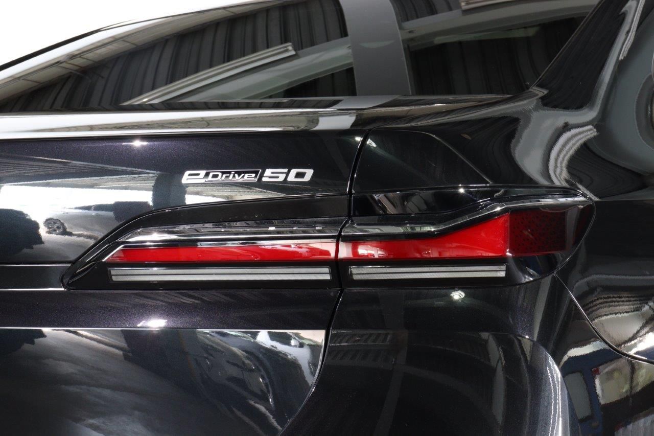 BMW i7 eDrive50 Sedan RHD