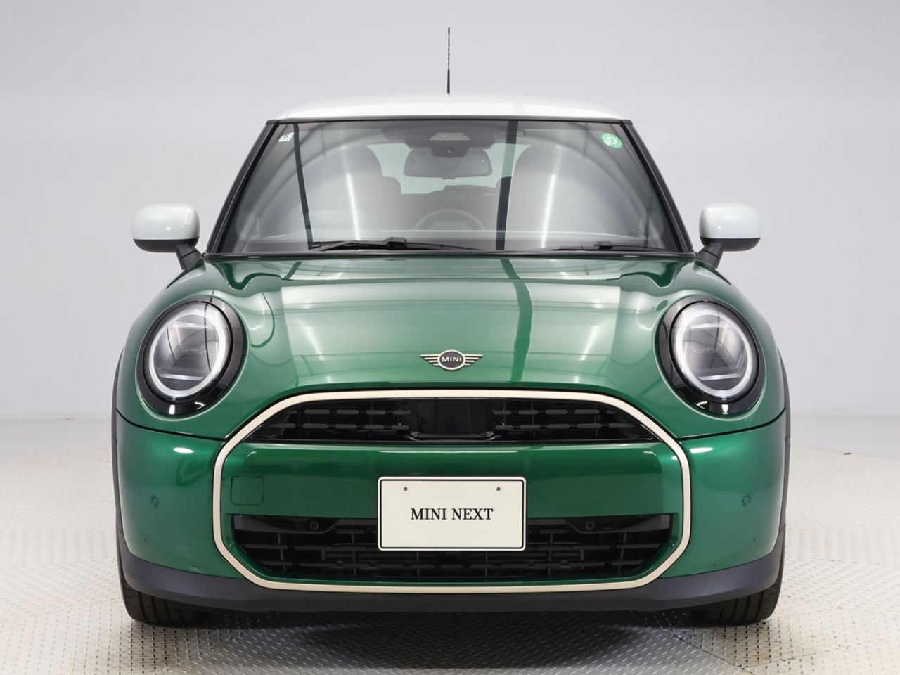 F66 MINI Cooper C 3Dr