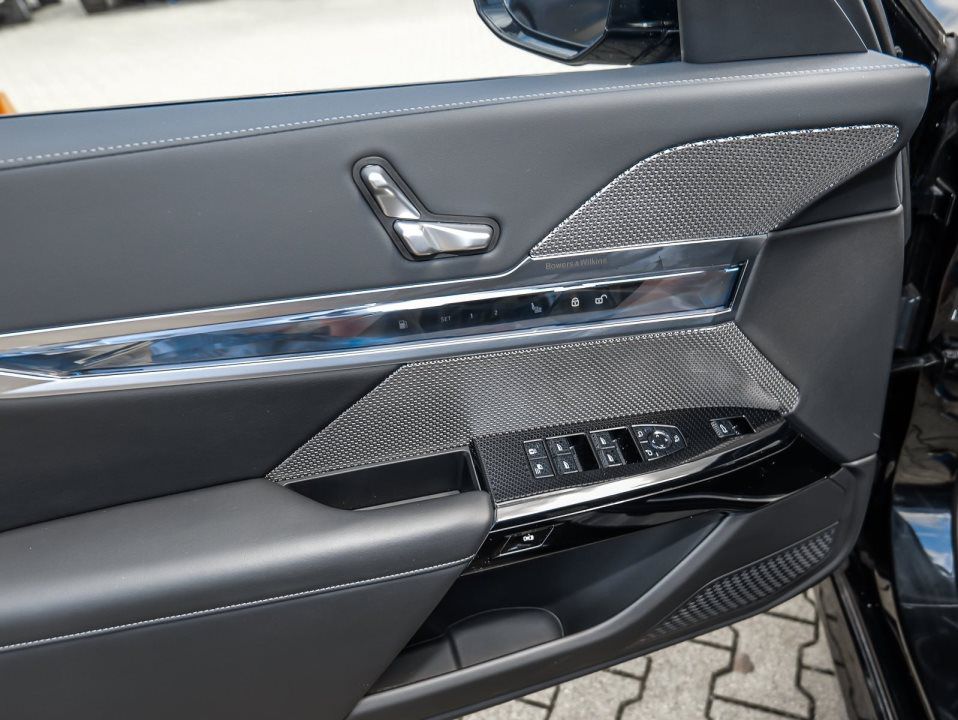 BMW 760
