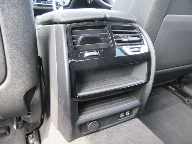 520d xDrive Sedan RHD