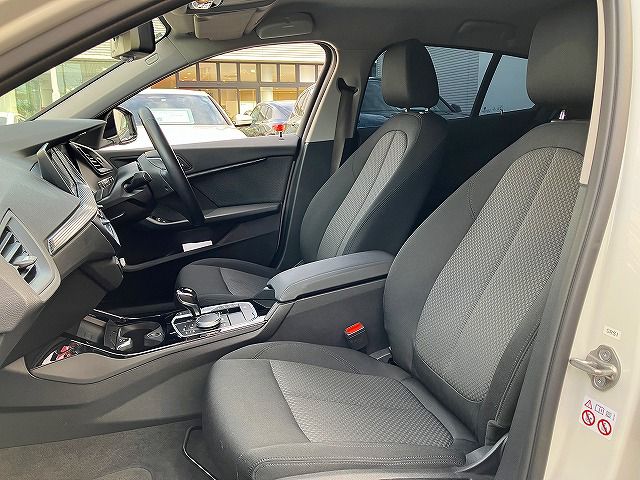 F40 118d Sports Hatch 5-door B47 2.0d