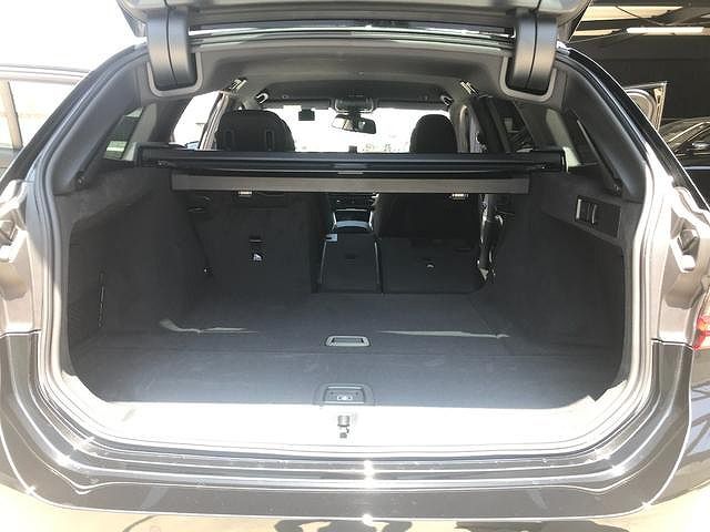 318i Touring RHD