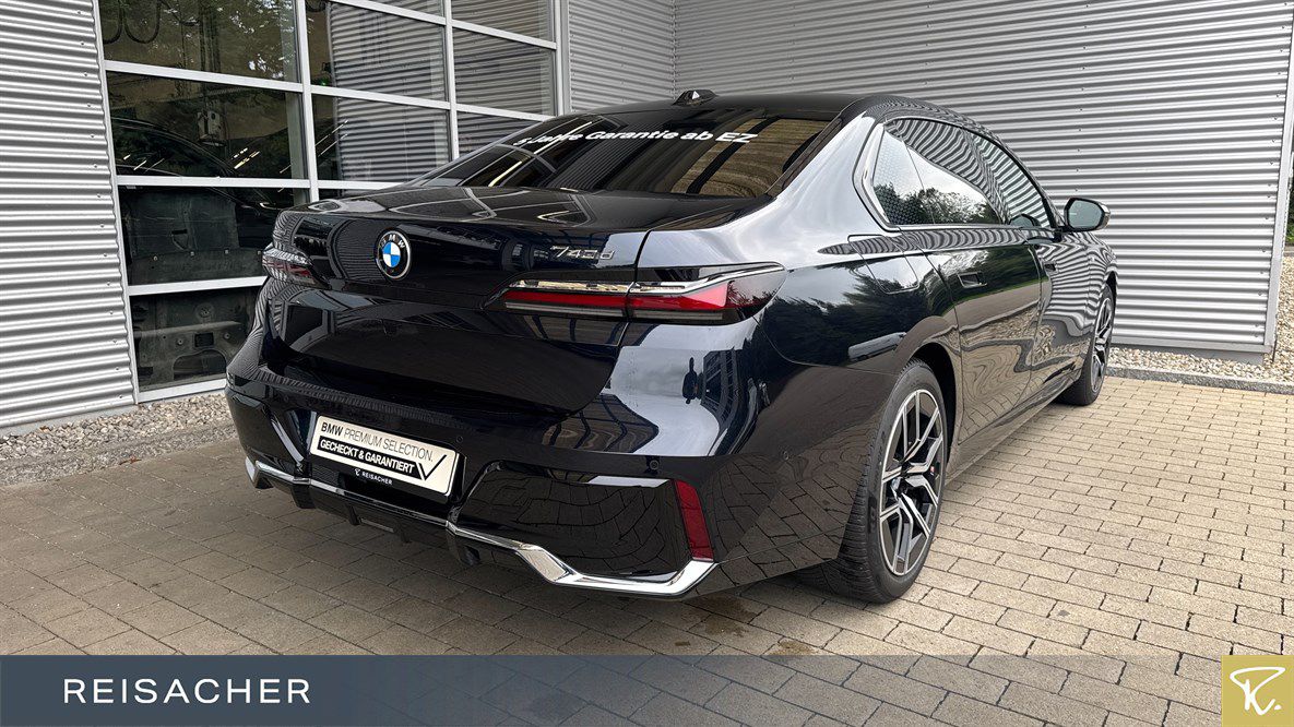 BMW 740