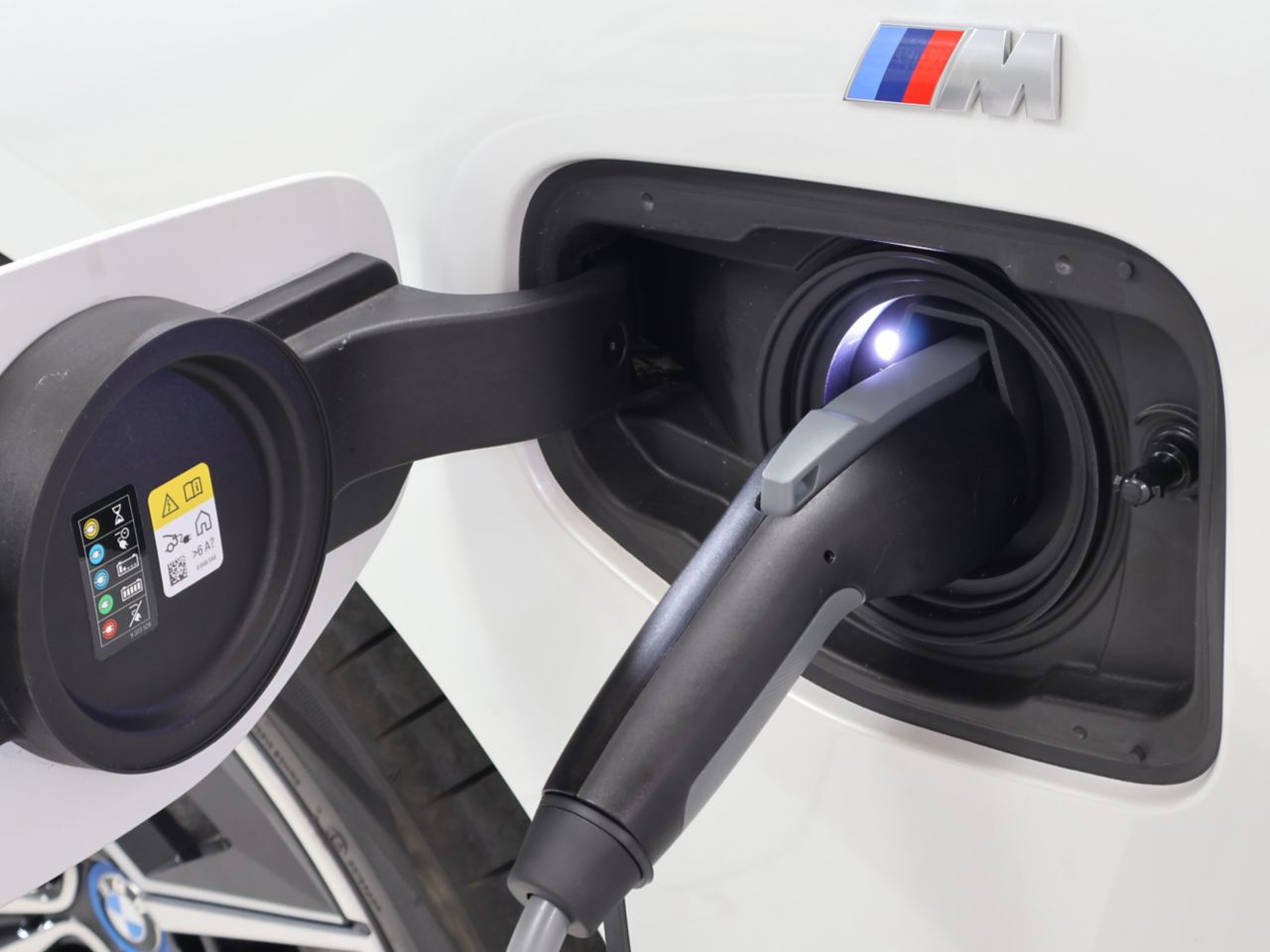 BMW i5 eDrive40 Sedan RHD