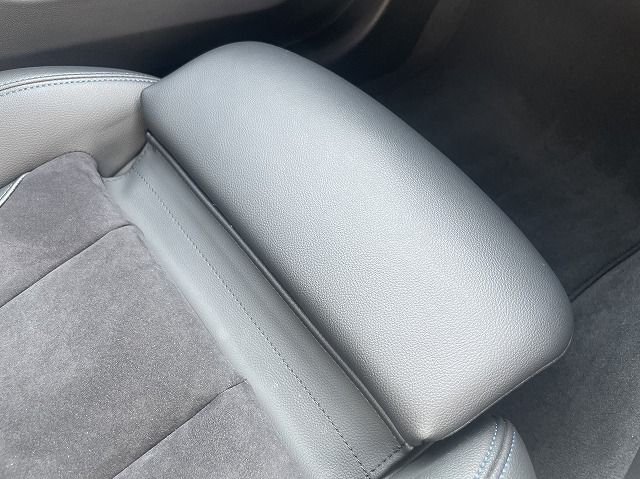 G20 320i Saloon RHD TU