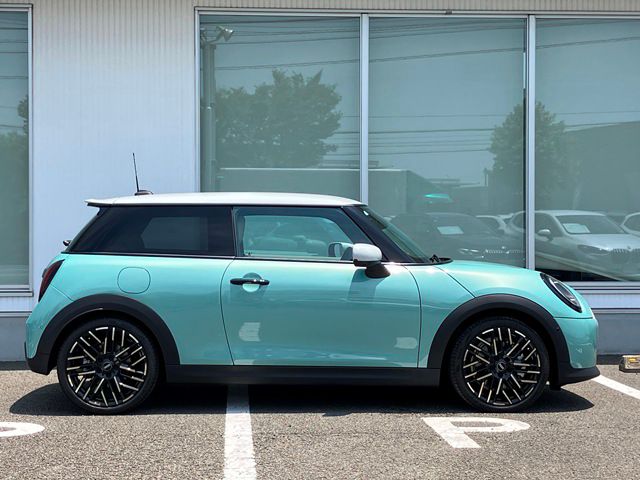F66 MINI Cooper S 3Dr