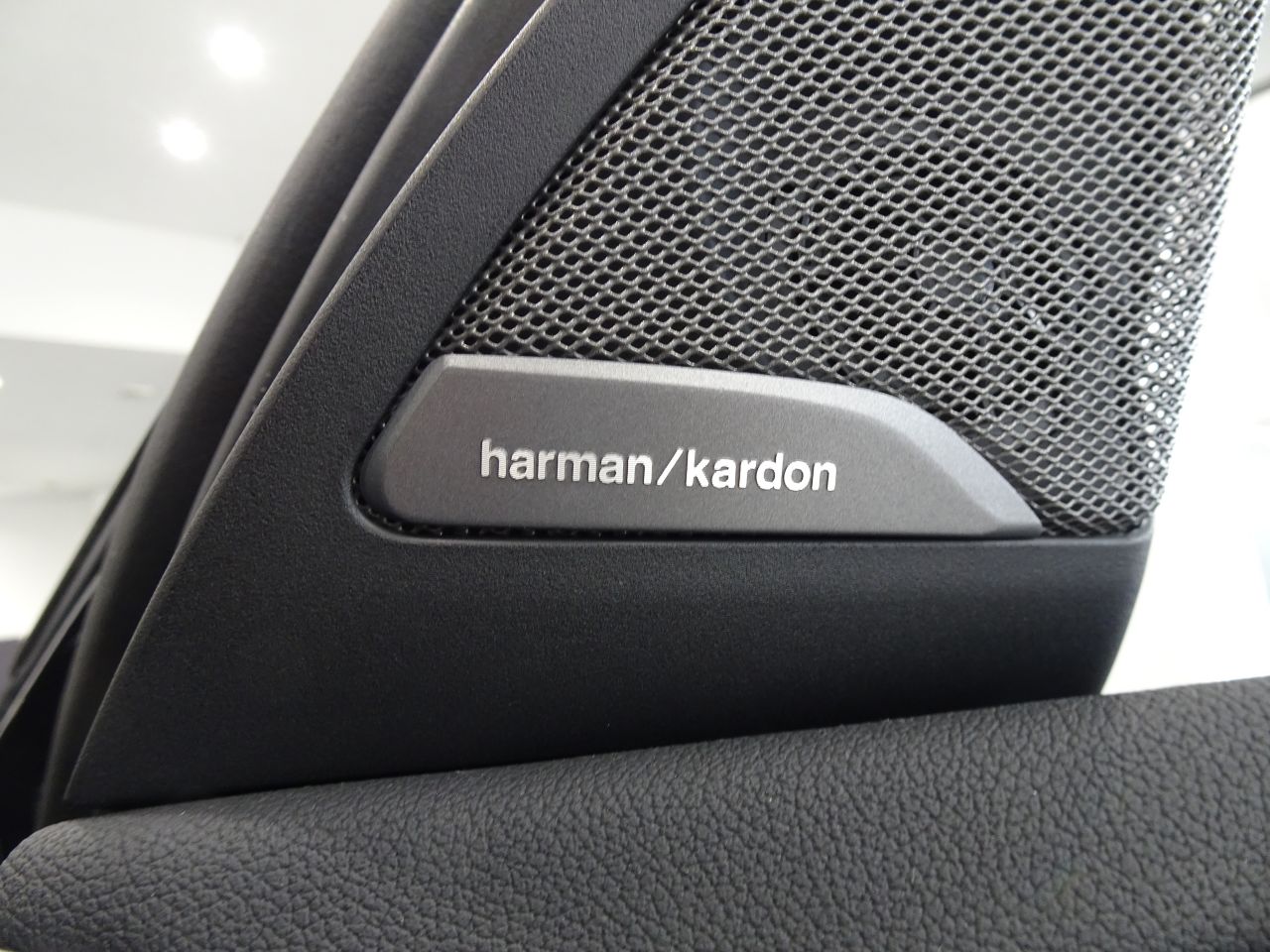X4 xDrive20d RHD