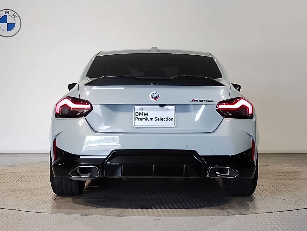 M240i xDrive Coupé RHD