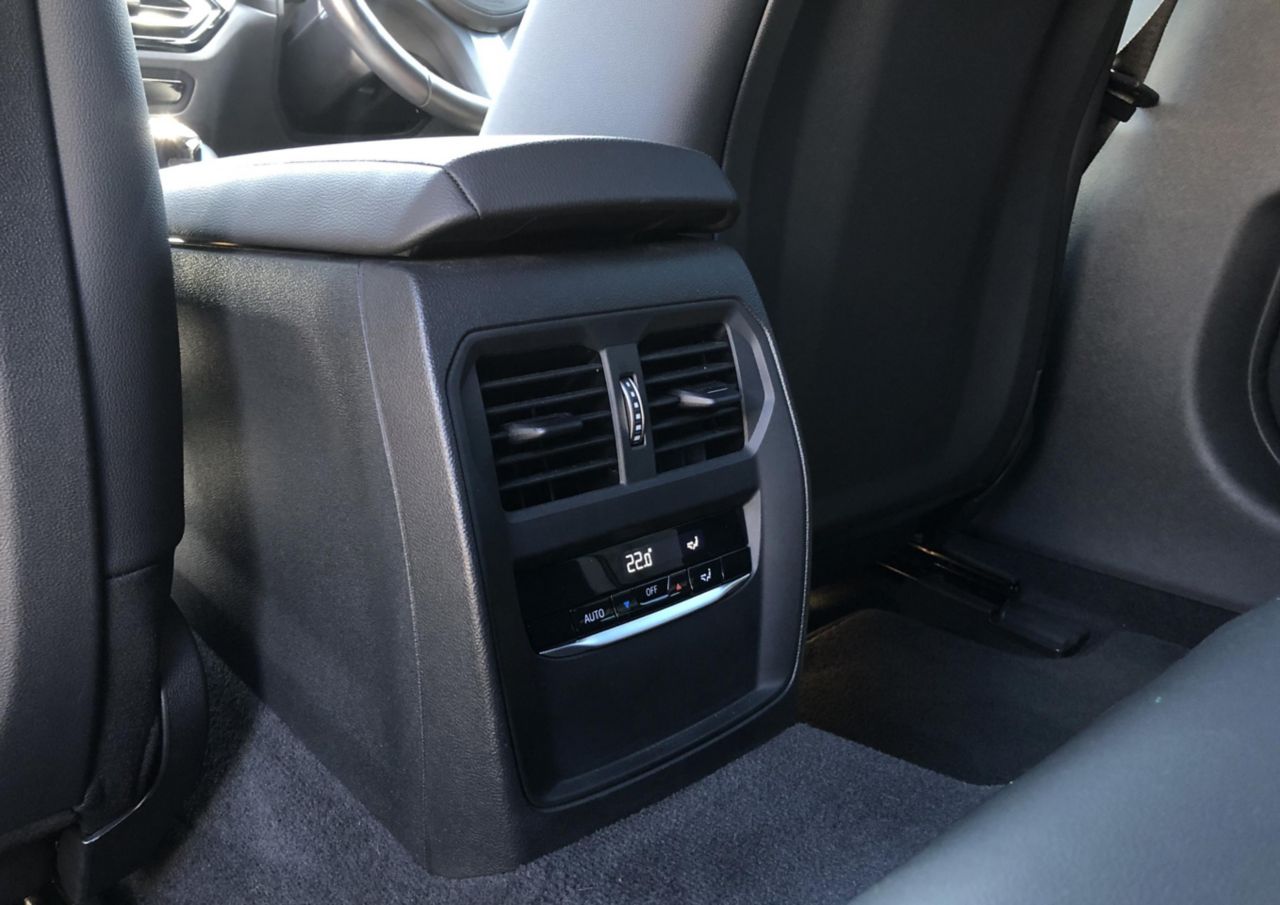 G26 i4 eDrive35 RHD