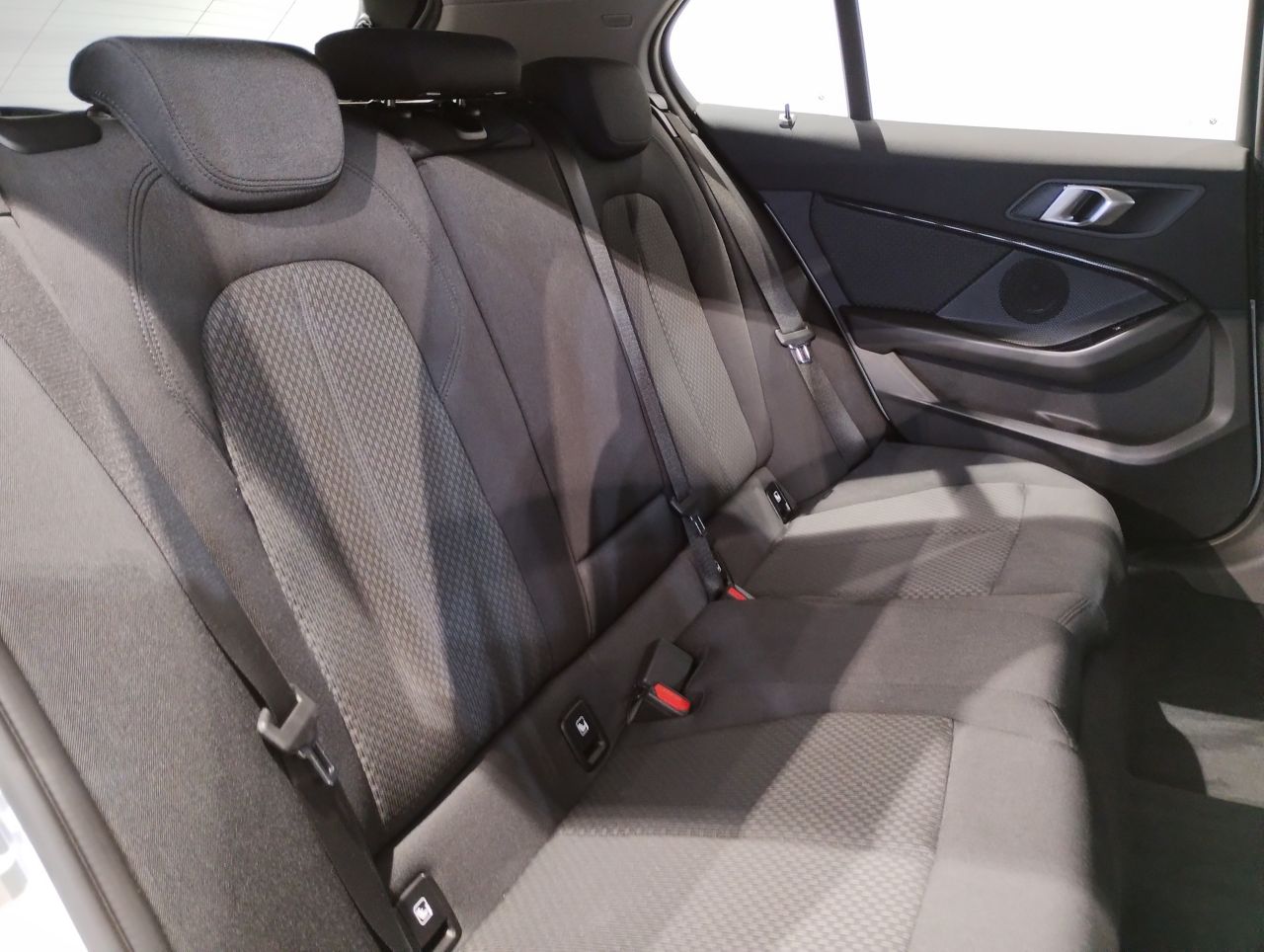 F40 118d Sports Hatch 5-door B47 2.0d