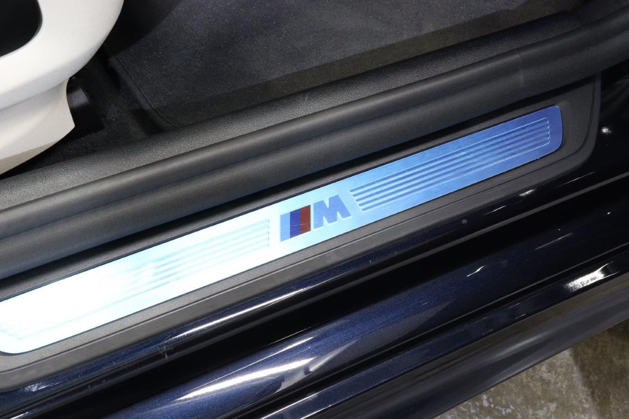 520d xDrive Sedan RHD