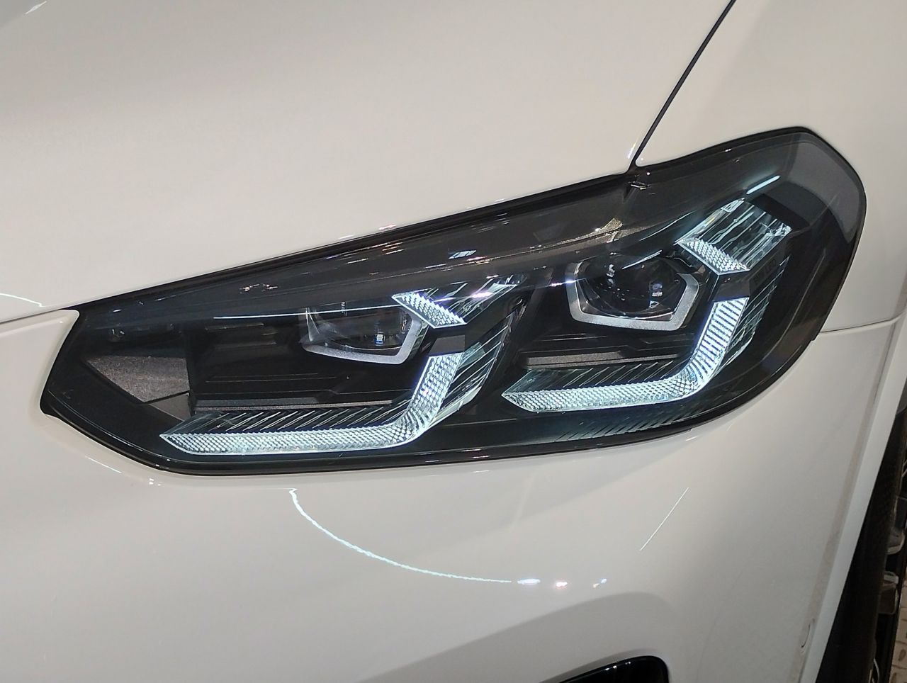 F97 X3 M RHD LCI