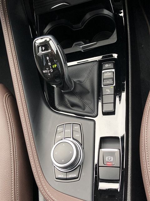 X1 sDrive18i RHD
