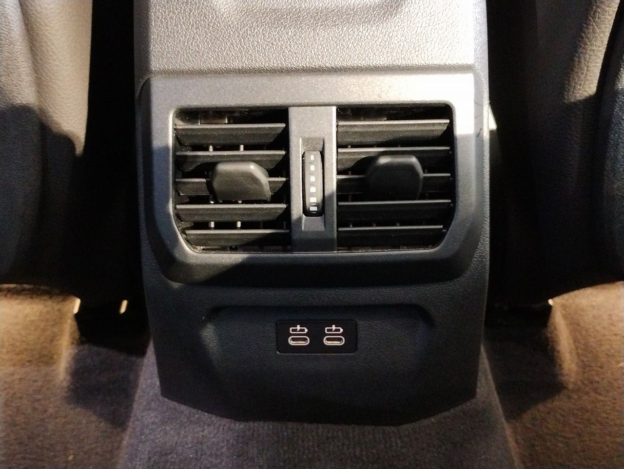 F40 118d Sports Hatch 5-door B47 2.0d