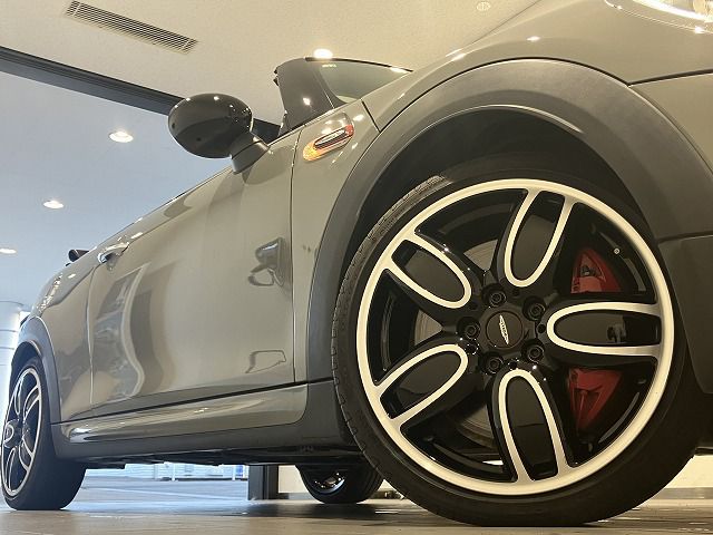 MINI JCW ｺﾝﾊﾞｰﾁﾌﾞﾙ