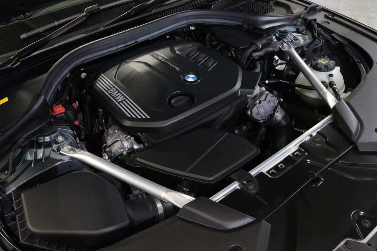 520d xDrive Touring RHD