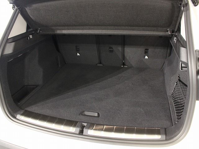 X1 sDrive18i RHD