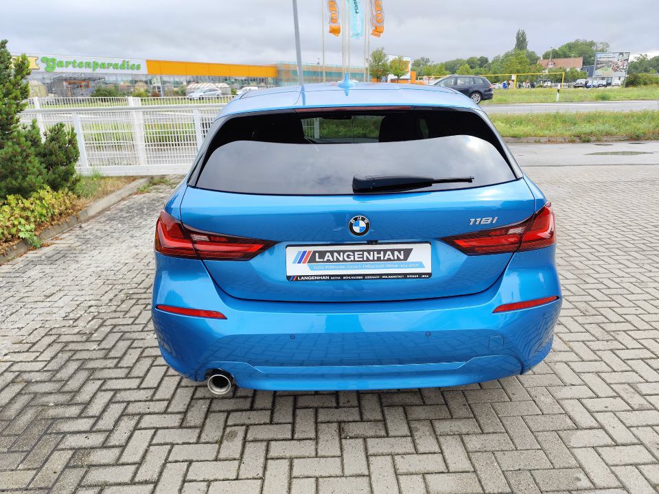 BMW 118