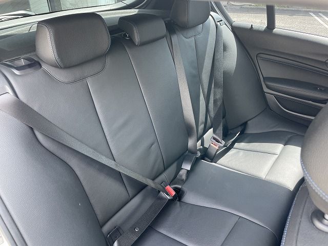 118D 5DOOR RHD