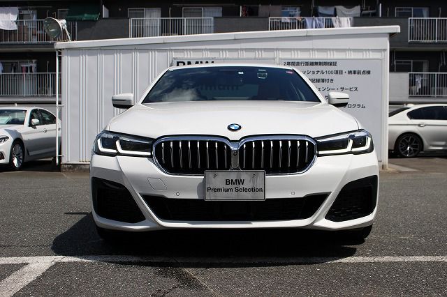 520d xDrive Sedan RHD